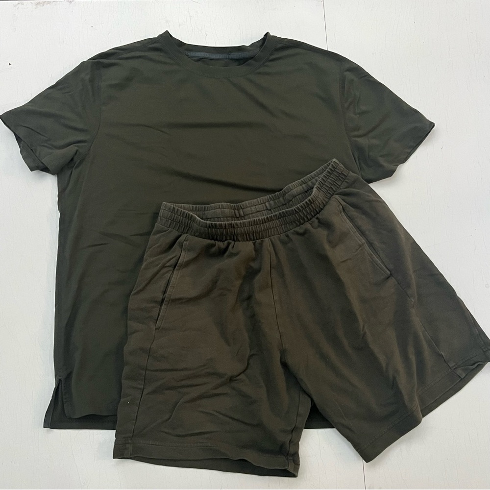 All in Motion gym / workout set, Men's Large / Medium, olive green